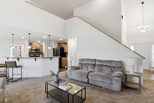2946 S Colton Road, New Palestine, IN 46163