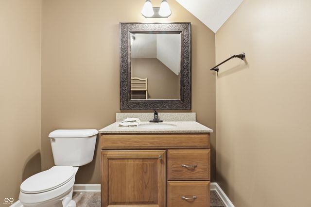2946 S Colton Road, New Palestine, IN 46163