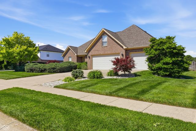 2946 S Colton Road, New Palestine, IN 46163