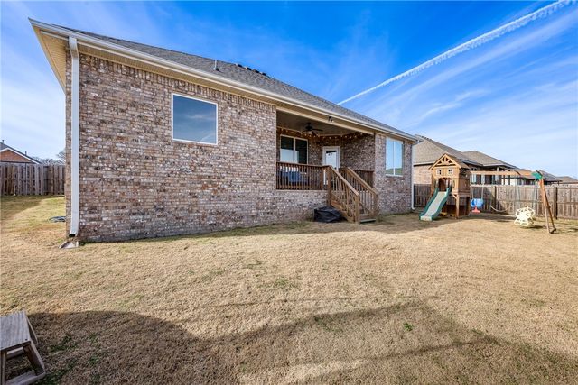 530 Captain Stockton Street, Prairie Grove, AR 72753