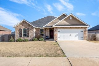 530 Captain Stockton Street, Prairie Grove, AR 72753