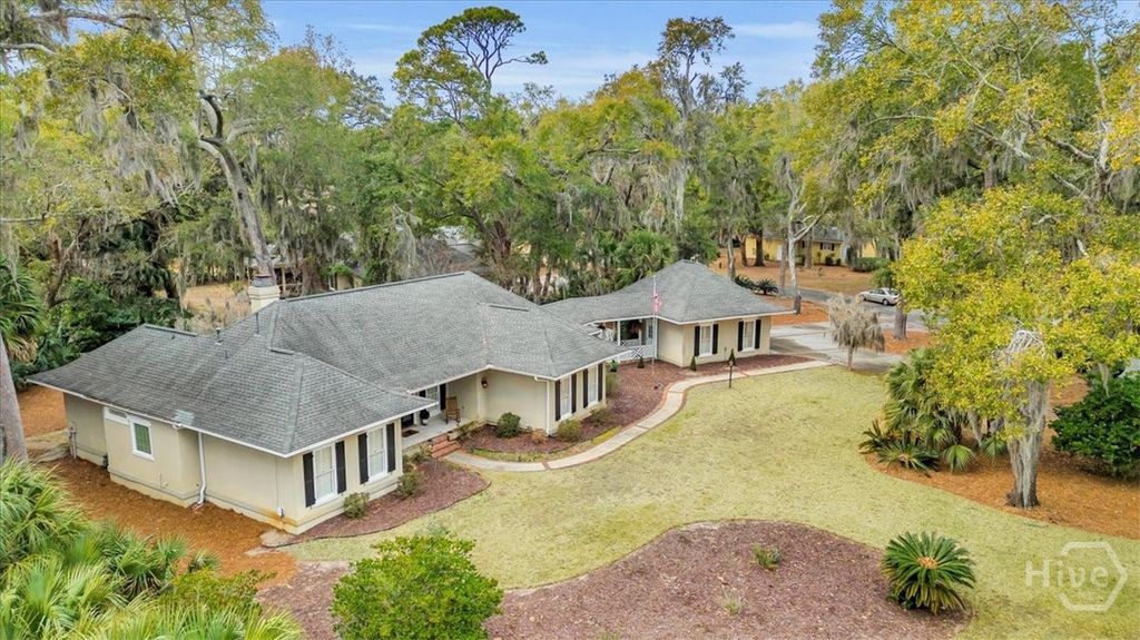10 Tangletree Lane, Savannah, GA 31411