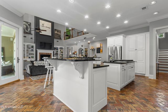 2490 Castille Place, Biloxi, MS 39531