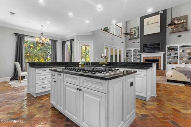 2490 Castille Place, Biloxi, MS 39531