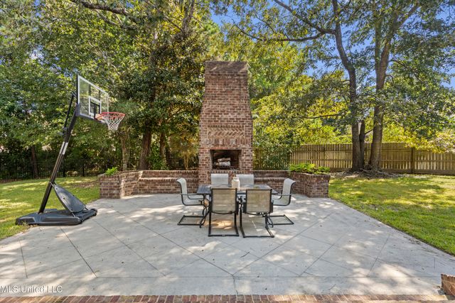 2490 Castille Place, Biloxi, MS 39531