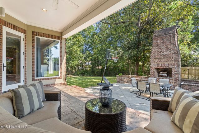 2490 Castille Place, Biloxi, MS 39531