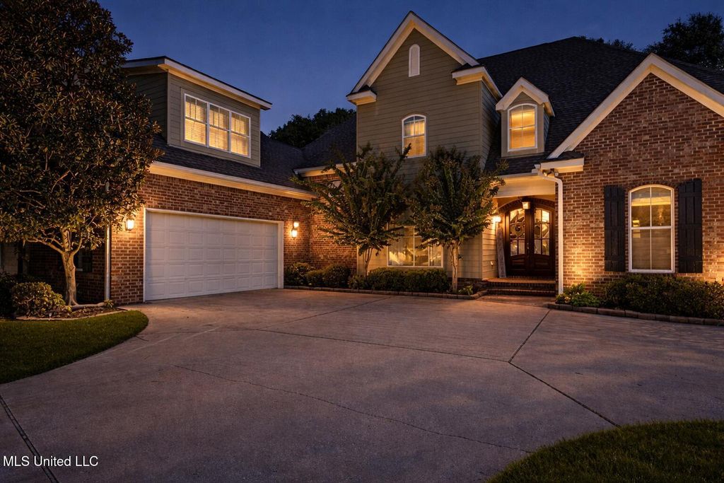 2490 Castille Place, Biloxi, MS 39531