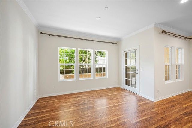 415 E Dryden 108, Glendale, CA 91207