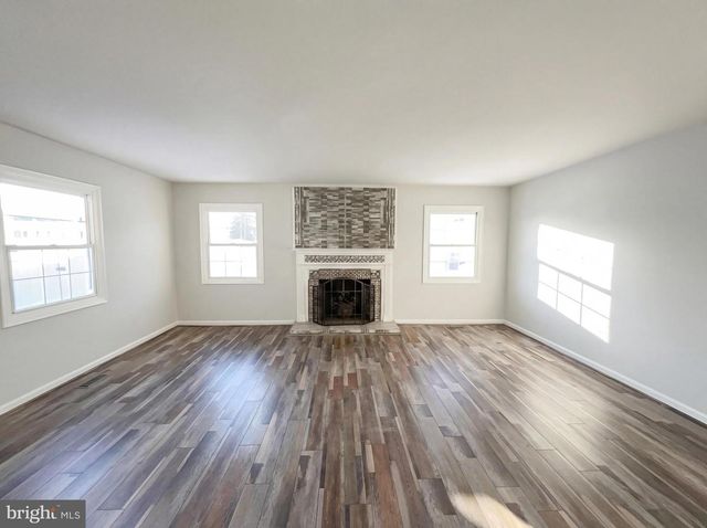 15717 PRESSWICK LN, Bowie, MD 20716