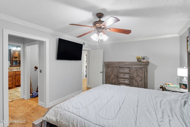 108 Wynndale Lake Road, Terry, MS 39170