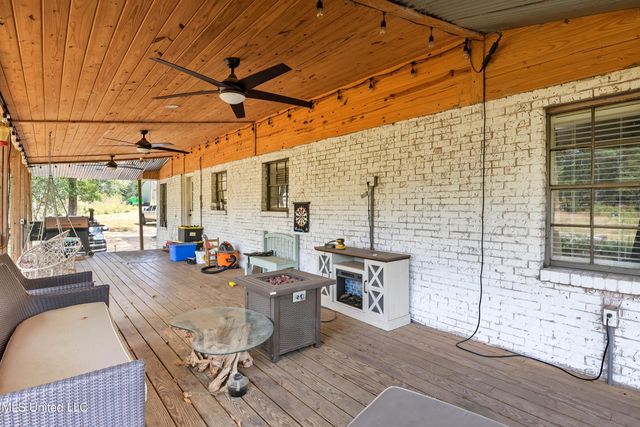 108 Wynndale Lake Road, Terry, MS 39170