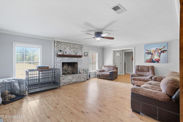 108 Wynndale Lake Road, Terry, MS 39170
