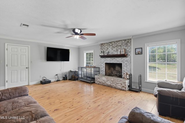 108 Wynndale Lake Road, Terry, MS 39170