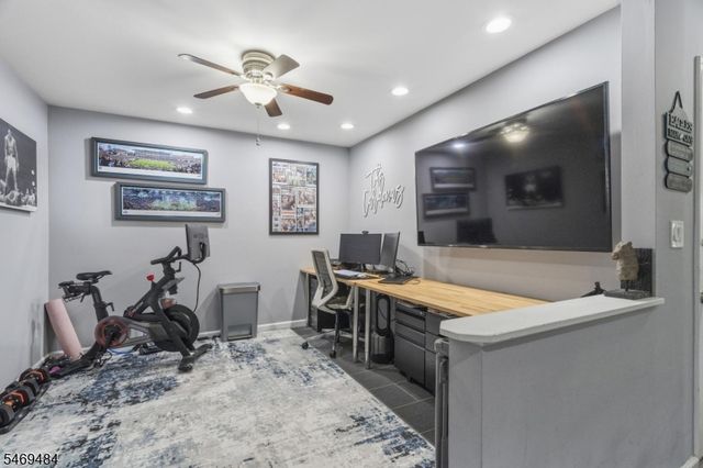 575 Grove F-1, Clifton City, NJ 07013
