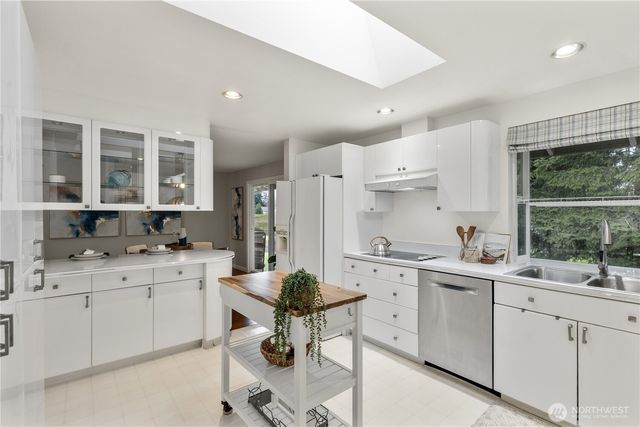 17101 146th Avenue SE, Renton, WA 98058