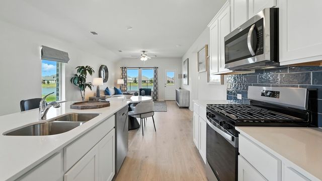 1213 Silent Peak Drive, Princeton, TX 75407