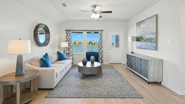 1213 Silent Peak Drive, Princeton, TX 75407