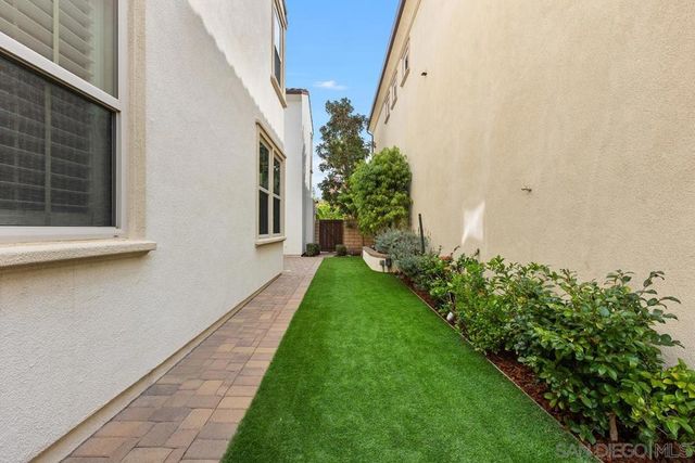 13566 Arroyo Dale Lane, San Diego, CA 92130