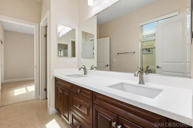 13566 Arroyo Dale Lane, San Diego, CA 92130