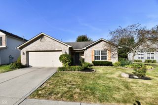 7074 N Lyndhurst Crossing, Mccordsville, IN 46055
