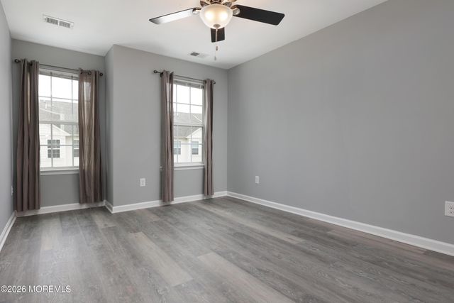 43 Jake Drive, Tinton Falls, NJ 07712