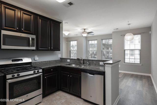 43 Jake Drive, Tinton Falls, NJ 07712