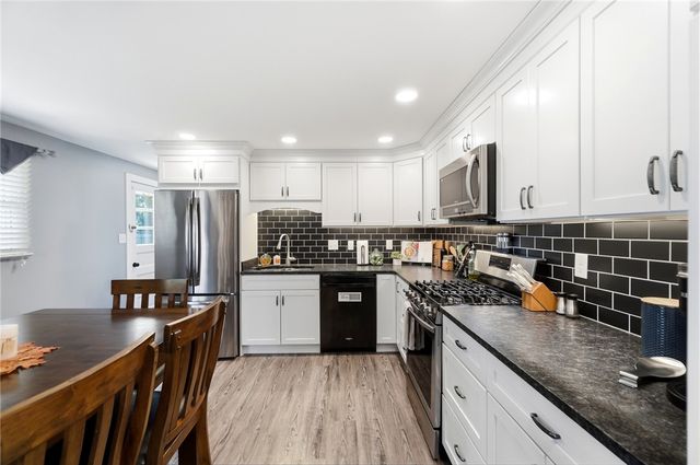 6906 Michelle Place, Clayton, OH 45322
