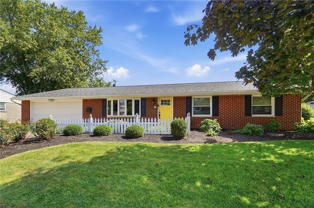 6906 Michelle Place, Clayton, OH 45322