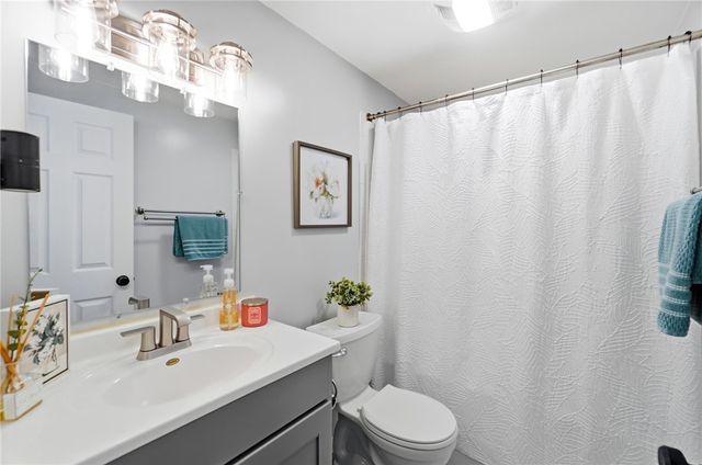6906 Michelle Place, Clayton, OH 45322