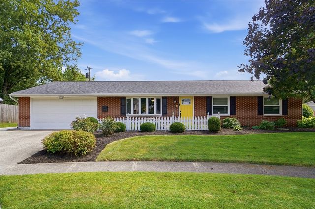 6906 Michelle Place, Clayton, OH 45322