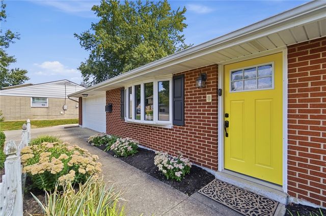 6906 Michelle Place, Clayton, OH 45322