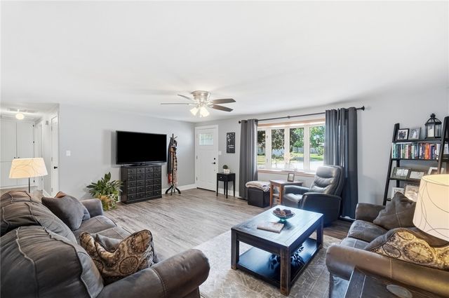6906 Michelle Place, Clayton, OH 45322