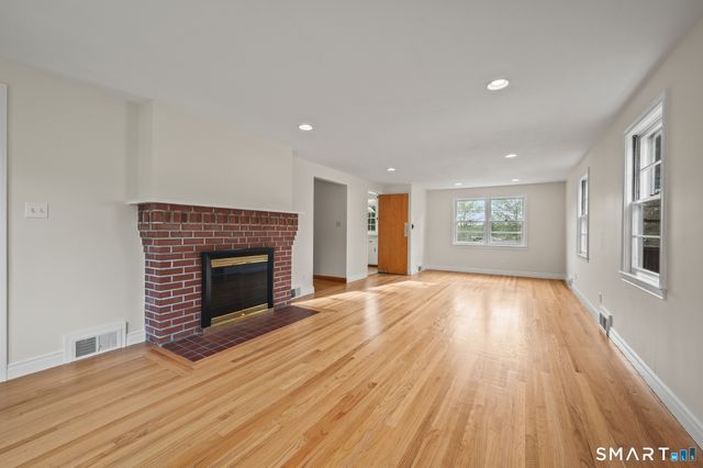 81 Maple Hill Avenue, Newington, CT 06111