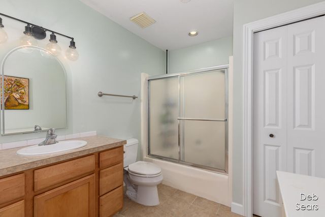 17542 Parkwood G, Spring Lake, MI 49456