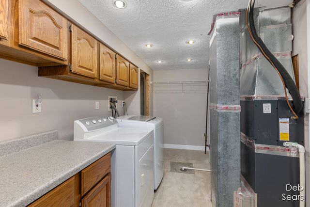 17542 Parkwood G, Spring Lake, MI 49456