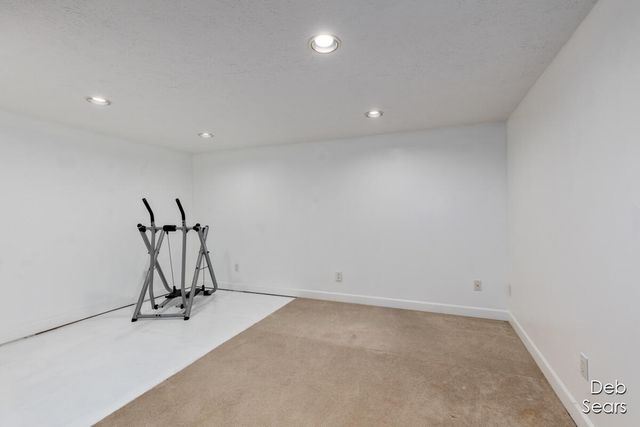 17542 Parkwood G, Spring Lake, MI 49456