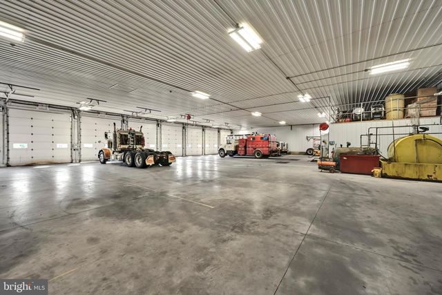 1942 PAPPY'S LANE, Orwigsburg, PA 17961