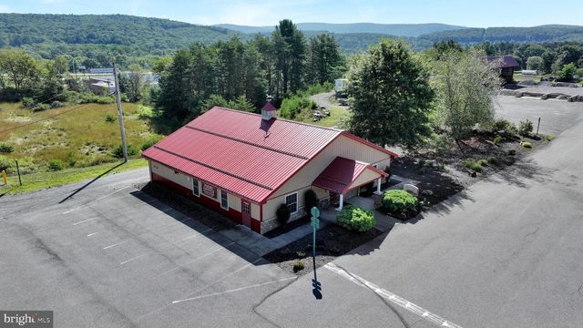 1942 PAPPY'S LANE, Orwigsburg, PA 17961