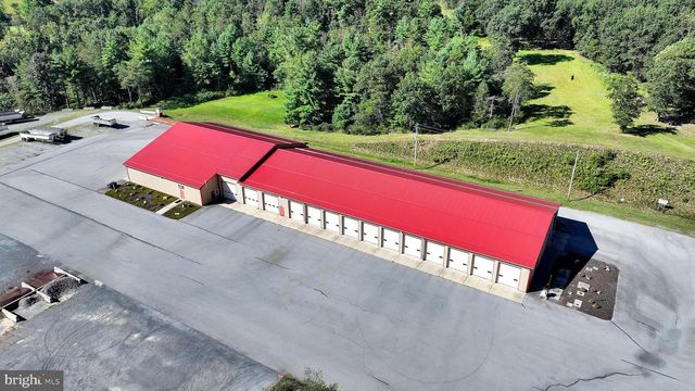 1942 PAPPY'S LANE, Orwigsburg, PA 17961