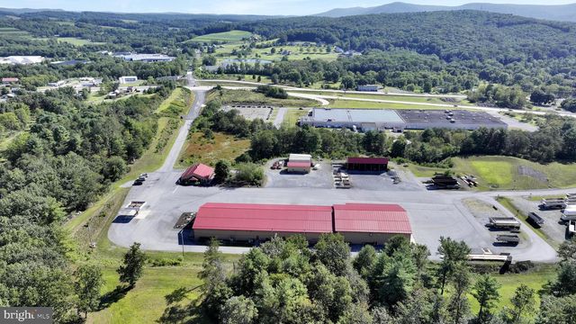 1942 PAPPY'S LANE, Orwigsburg, PA 17961