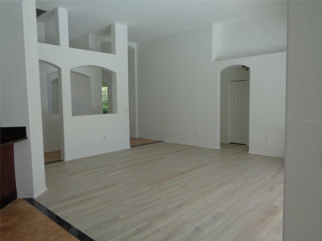 6102 SAVOY CIRCLE, Lutz, FL 33558