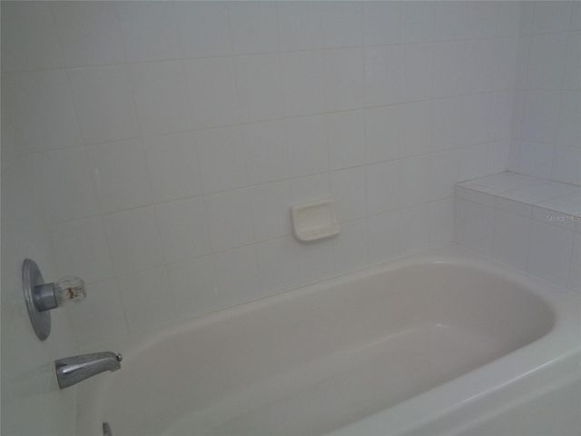 6102 SAVOY CIRCLE, Lutz, FL 33558