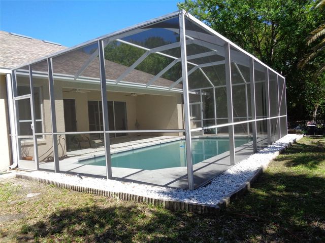 6102 SAVOY CIRCLE, Lutz, FL 33558