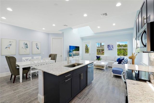 7139 Cayo Coco LN, Naples, FL 34113
