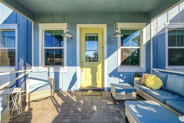 7139 Cayo Coco LN, Naples, FL 34113