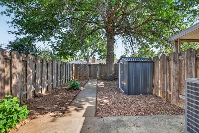 3013 W Wilshire Boulevard, Oklahoma City, OK 73116