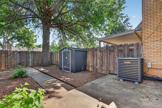 3013 W Wilshire Boulevard, Oklahoma City, OK 73116