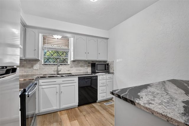 3013 W Wilshire Boulevard, Oklahoma City, OK 73116
