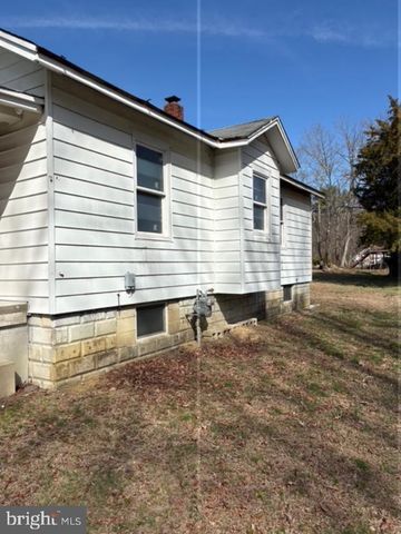 212 W GARDEN RD, Vineland, NJ 08360