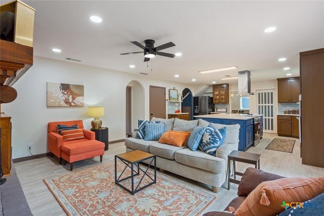 2617 River Oaks Drive, Belton, TX 76513